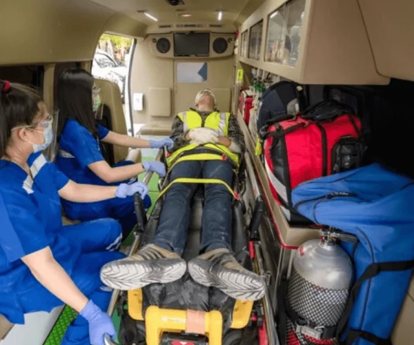 best-ambulance-services-in-zirakpur